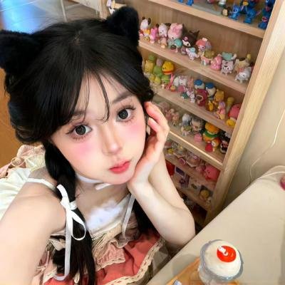 少女洛荷